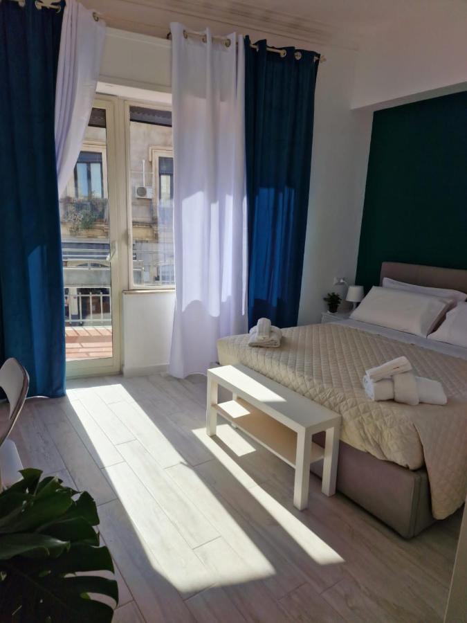 Bed and Breakfast La Stazione 92 Катанія Екстер'єр фото