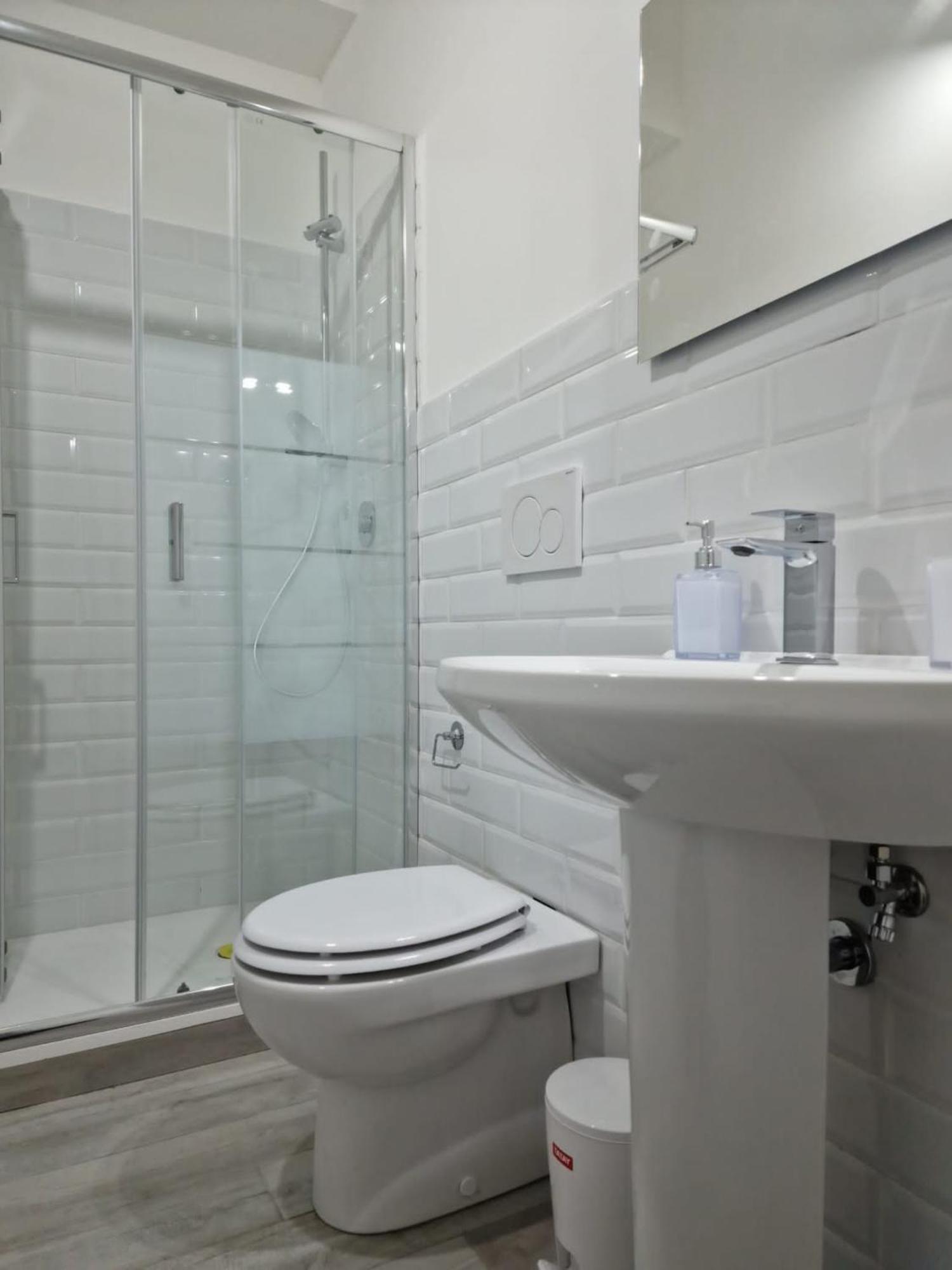 Bed and Breakfast La Stazione 92 Катанія Екстер'єр фото