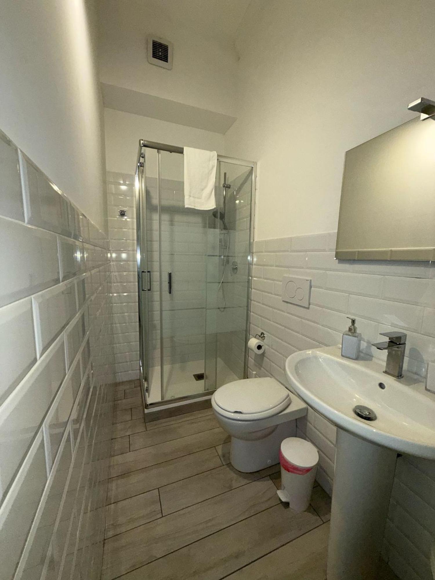 Bed and Breakfast La Stazione 92 Катанія Екстер'єр фото